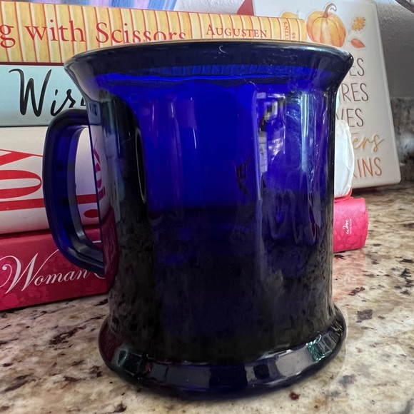 PRESIDENT RONALD REAGAN COFFEE MUG BLUE & GOLD GLASS GOLD PRESIDENTIAL SEAL - Picture 2 of 4